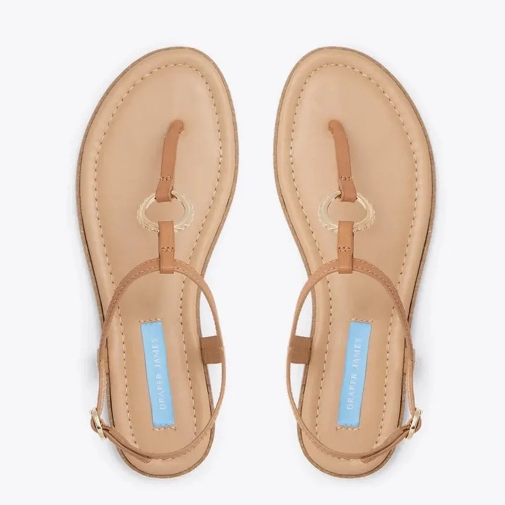 Draper James Jenna sandals in camel Size: 6